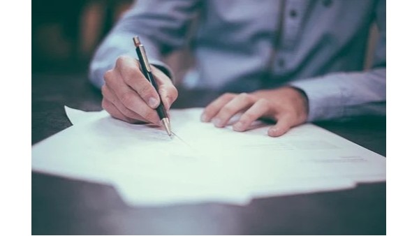 领秀教育：自考专升本是否可以换专业，要注意什么？